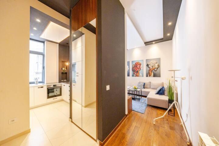 Apartment Lux In Center